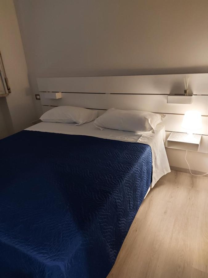 Fare Bnb - Room Del Parco Reggio Emilia Exterior foto