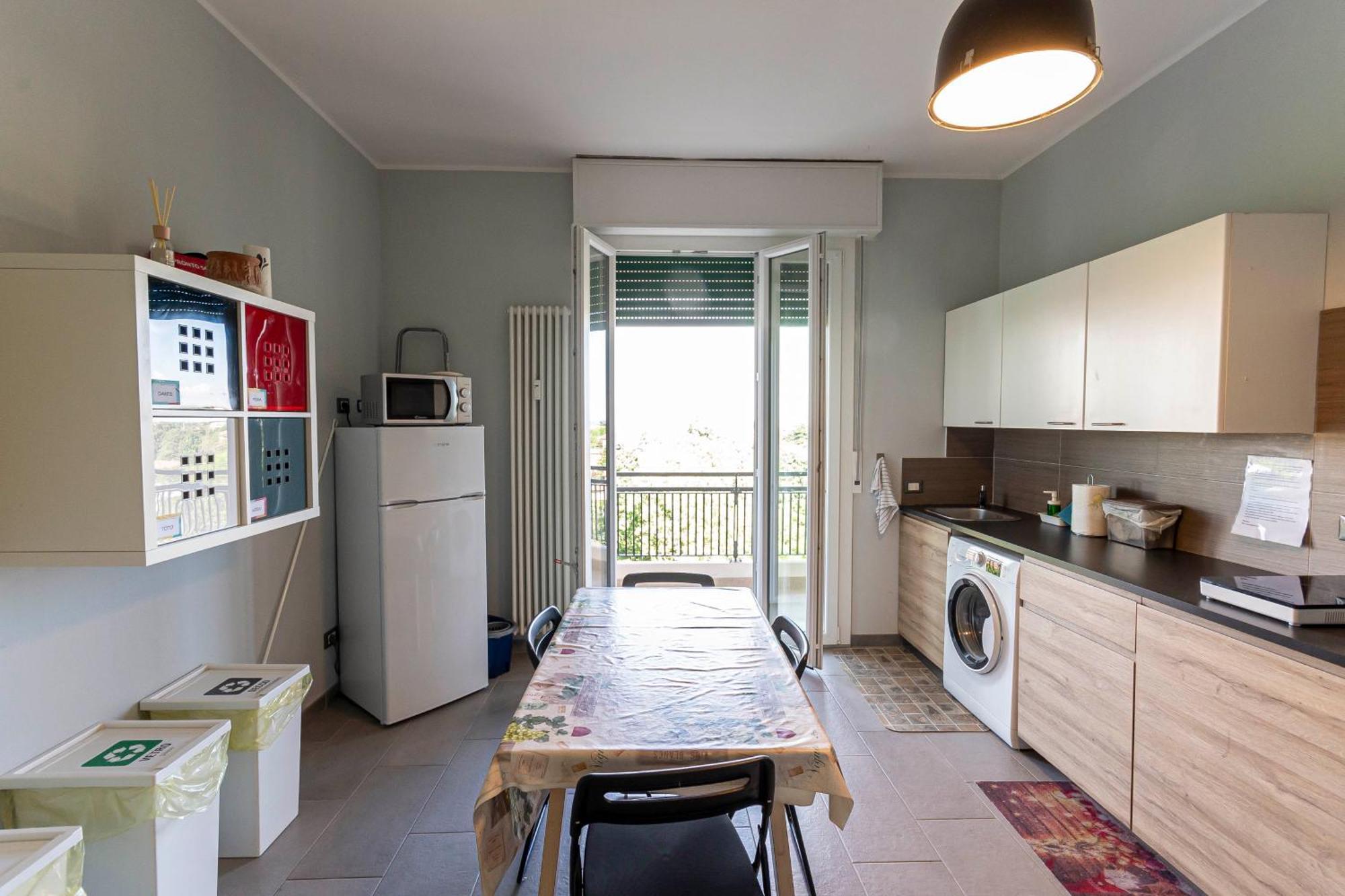 Fare Bnb - Room Del Parco Reggio Emilia Exterior foto